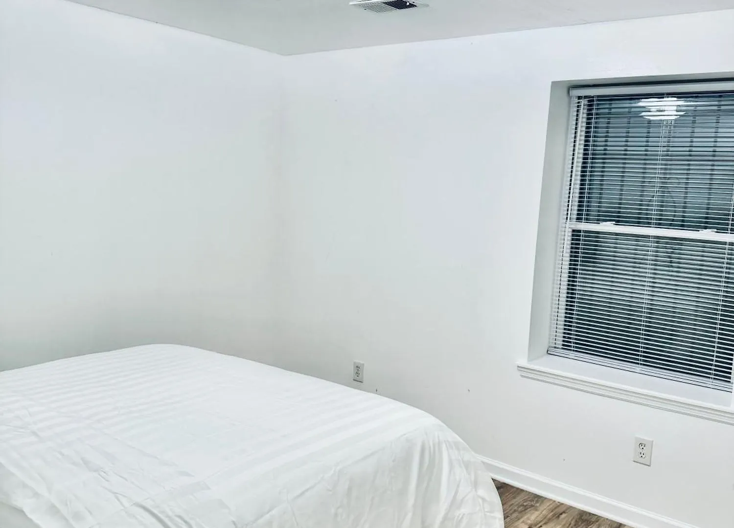 Cozy Evergreen Apartment By Newark Airport