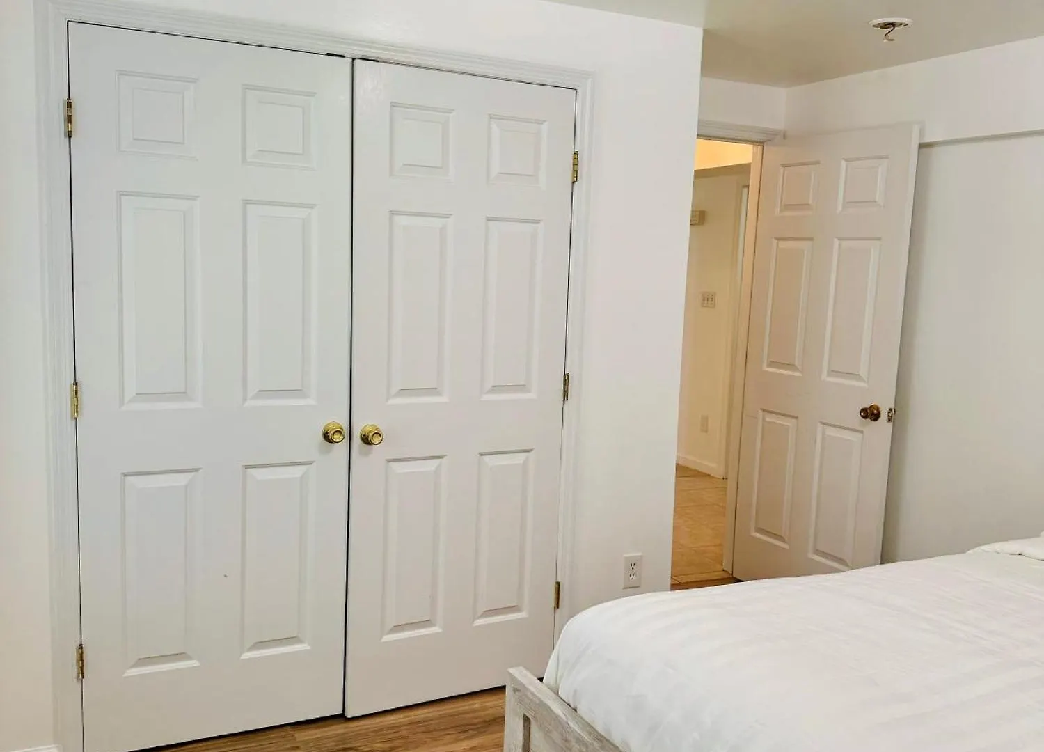 Cozy Evergreen Apartment By Newark Airport